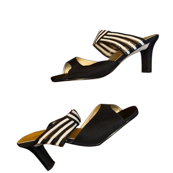 Annie Women's Heels - Picture 2 of 8